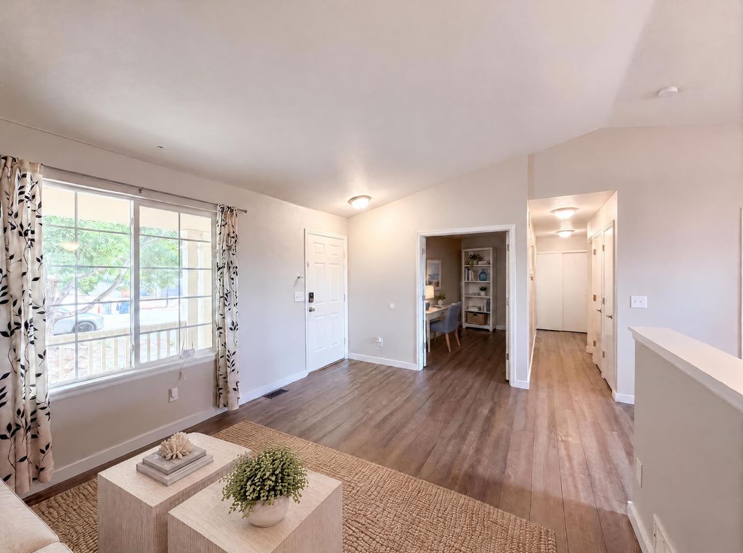 Property photo 3 of 403 Tynan Dr