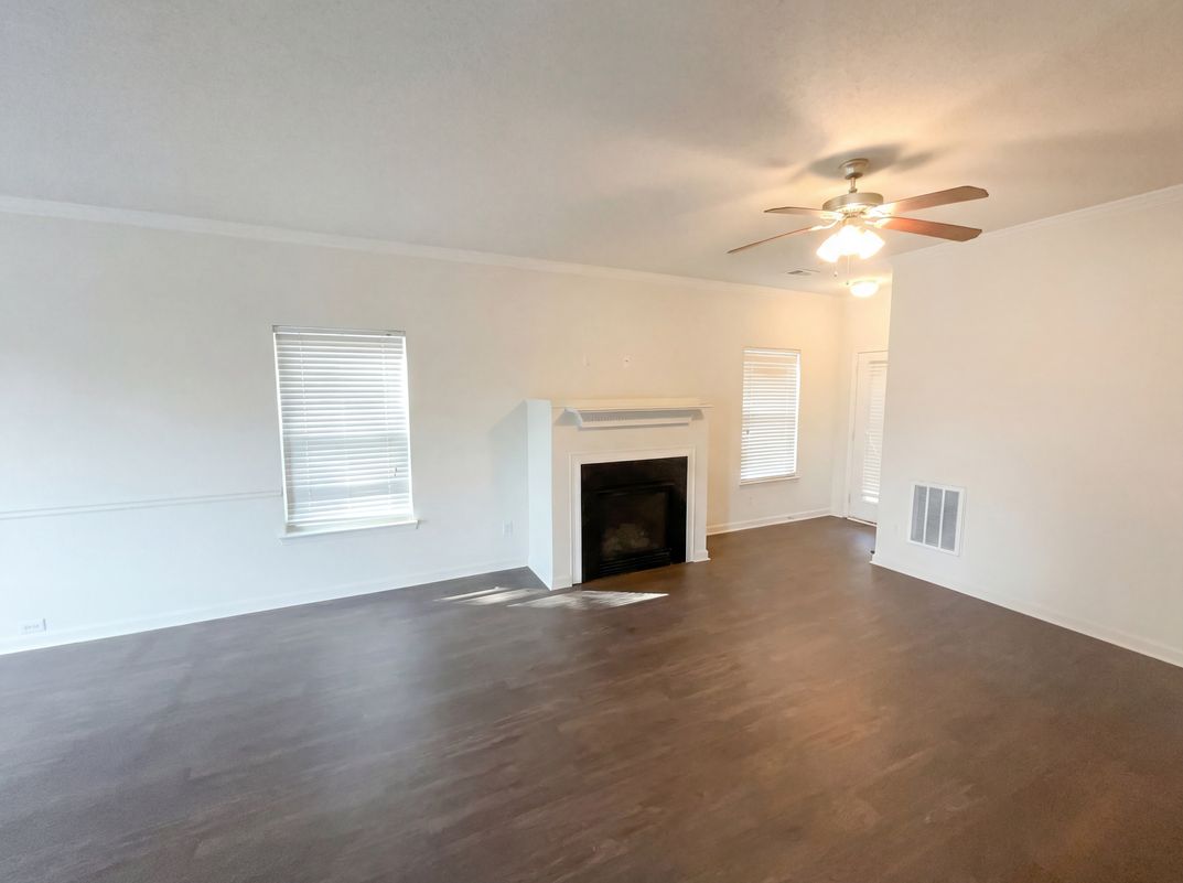 Property photo 3 of 1630 Tigris Ct