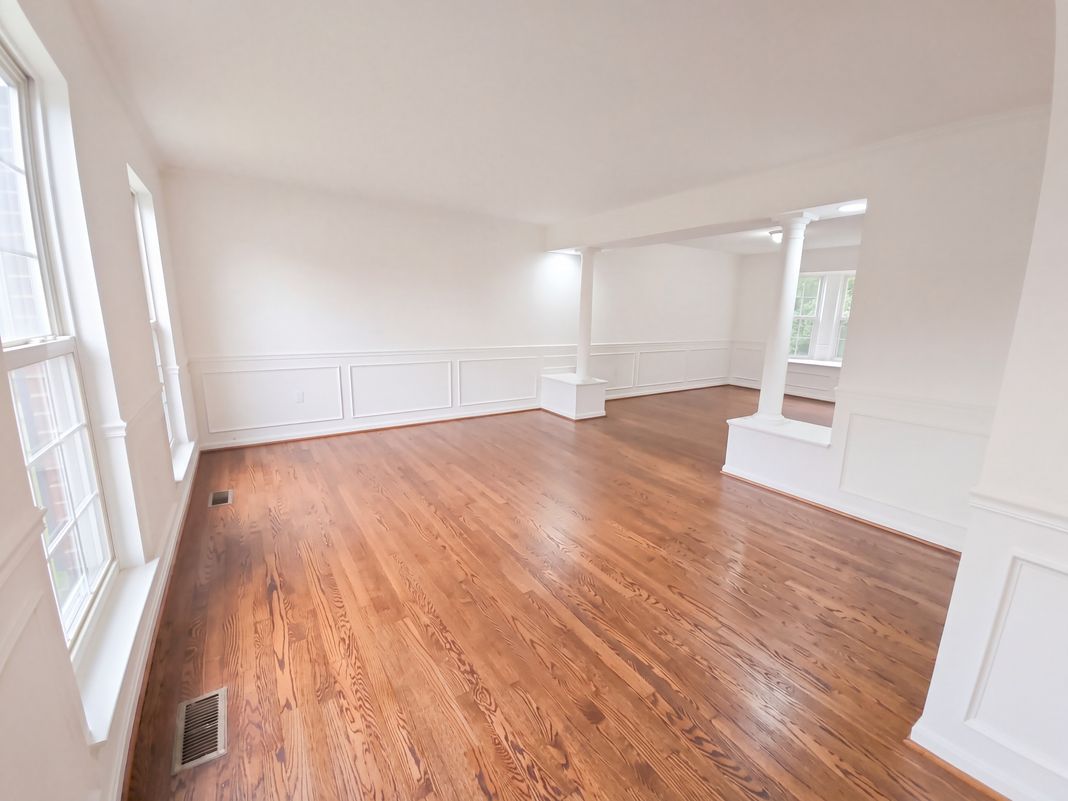 Property photo 3 of 7802 Marwood Dr