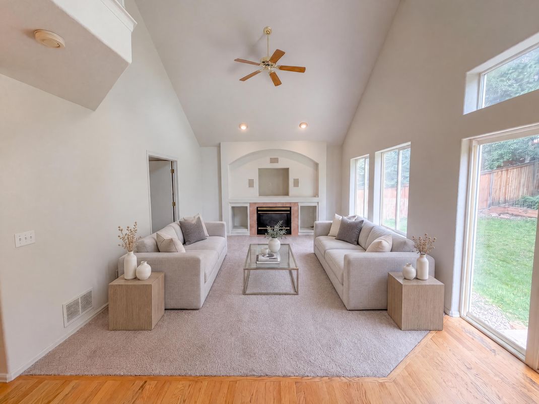 Property photo 3 of 821 Sage Sparrow Cir