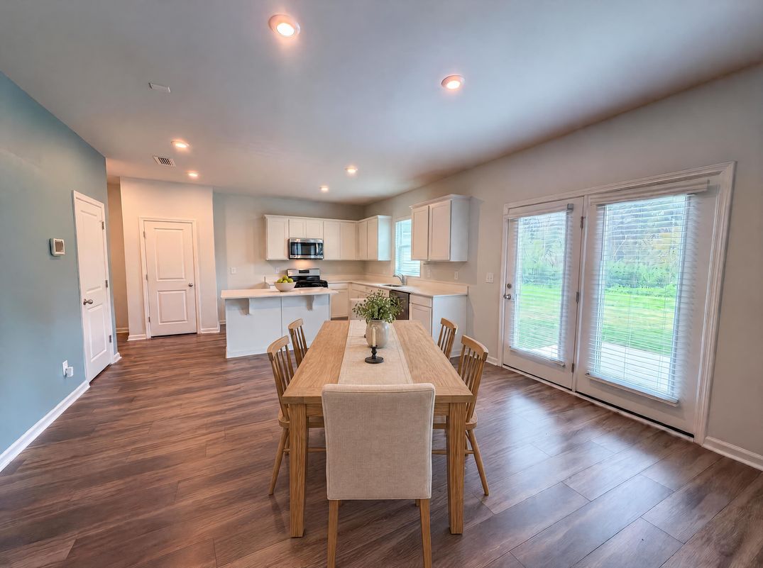 Property photo 2 of 1165 Eagleston Way