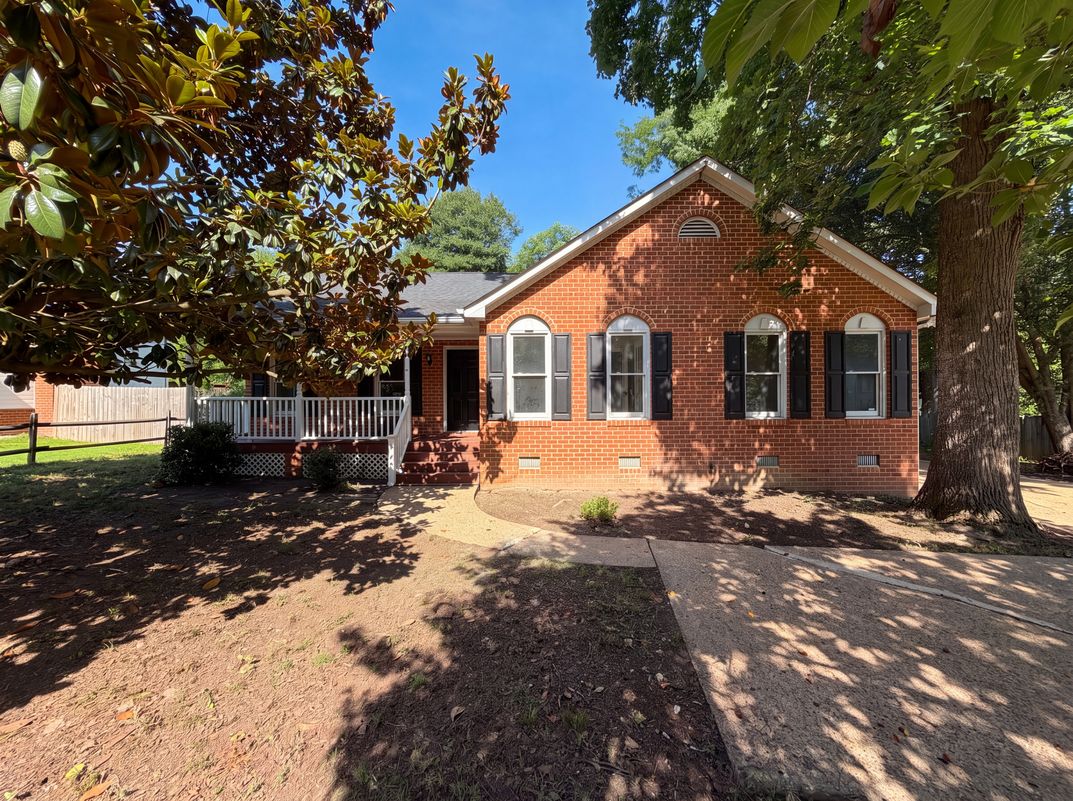 Property photo 1 of 10912 Belvoir Rd