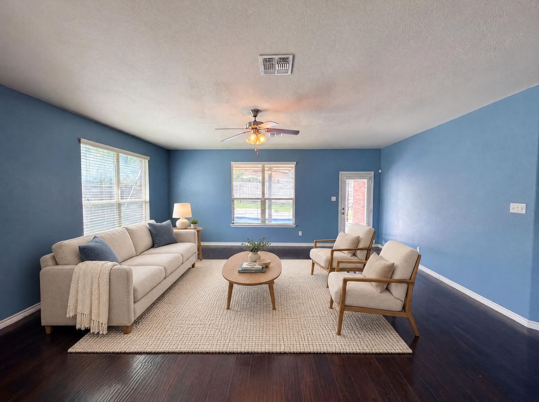 Property photo 3 of 824 Tuscan Rd