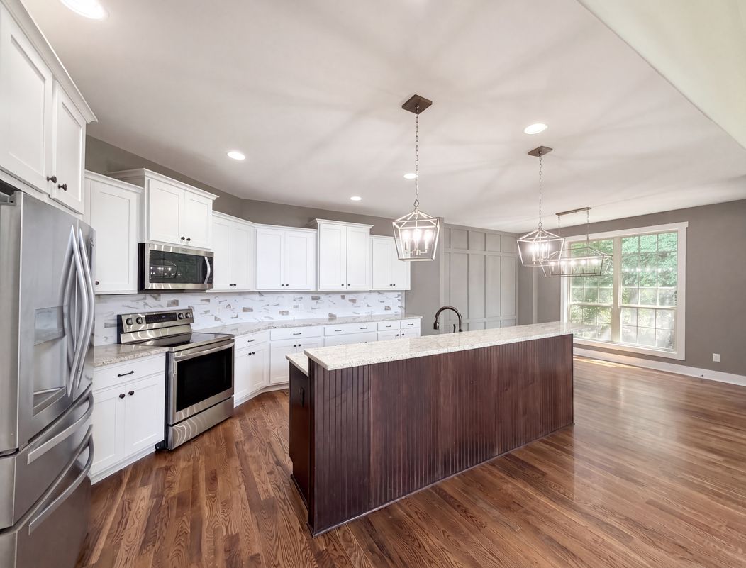 Property photo 2 of 2155 Savage Creek Dr