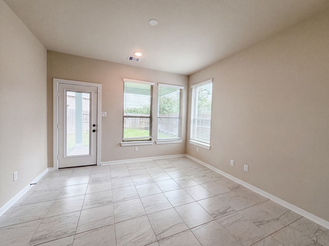 Property photo 3 of 23939 Oriole Valley Trl