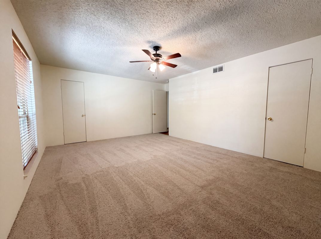 Photo 10 of 19 of 2503 McCue Rd, Houston, TX