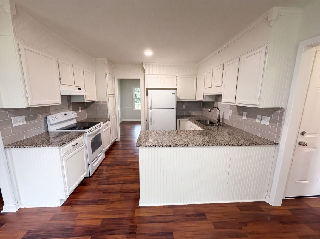 Property photo 2 of 1764 Cum Laude Way