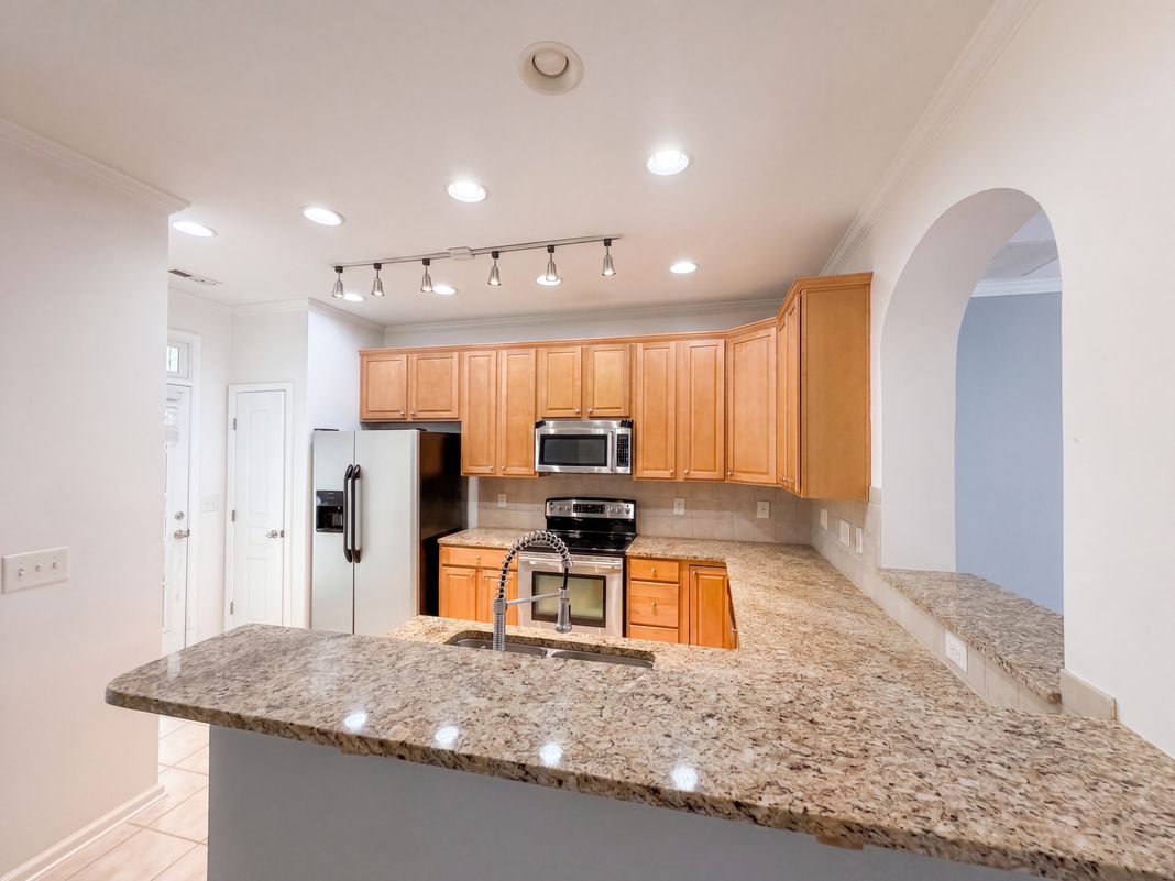 Property photo 2 of 5108 Lady Of The Lake Dr