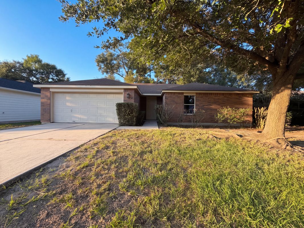 Property photo 1 of 16331 Long Valley Ct
