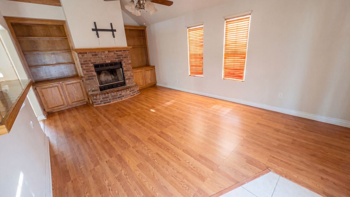 Property photo 3 of 12 Wahnetah Ln