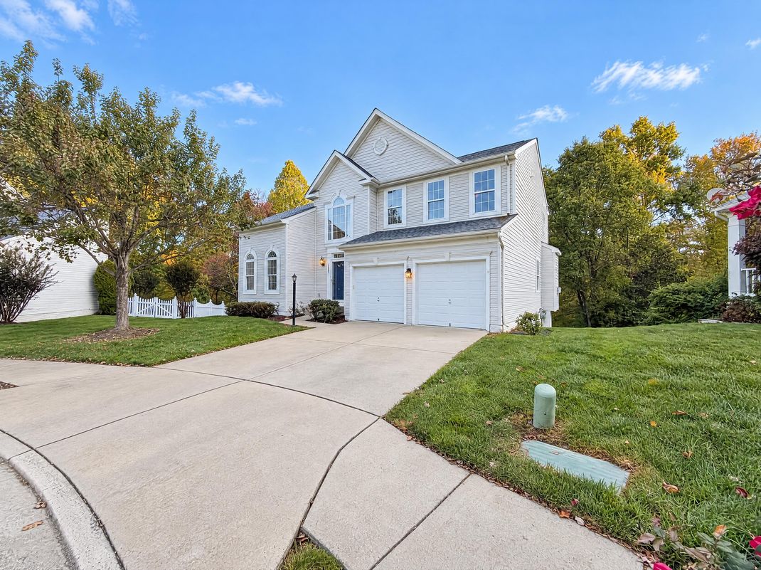 Property photo 1 of 12001 Vantage Point Ct