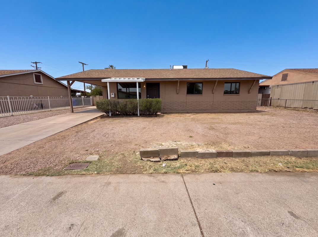Property photo 1 of 4636 N 67th Ave