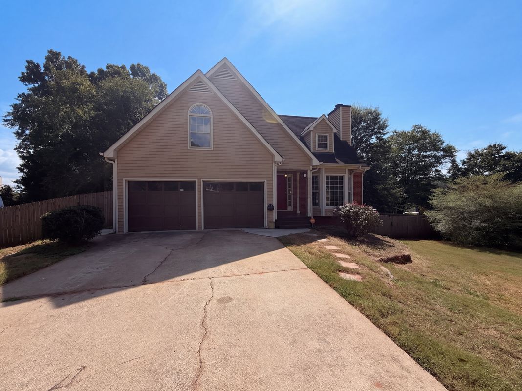 Property photo 1 of 3795 Churchill Dr