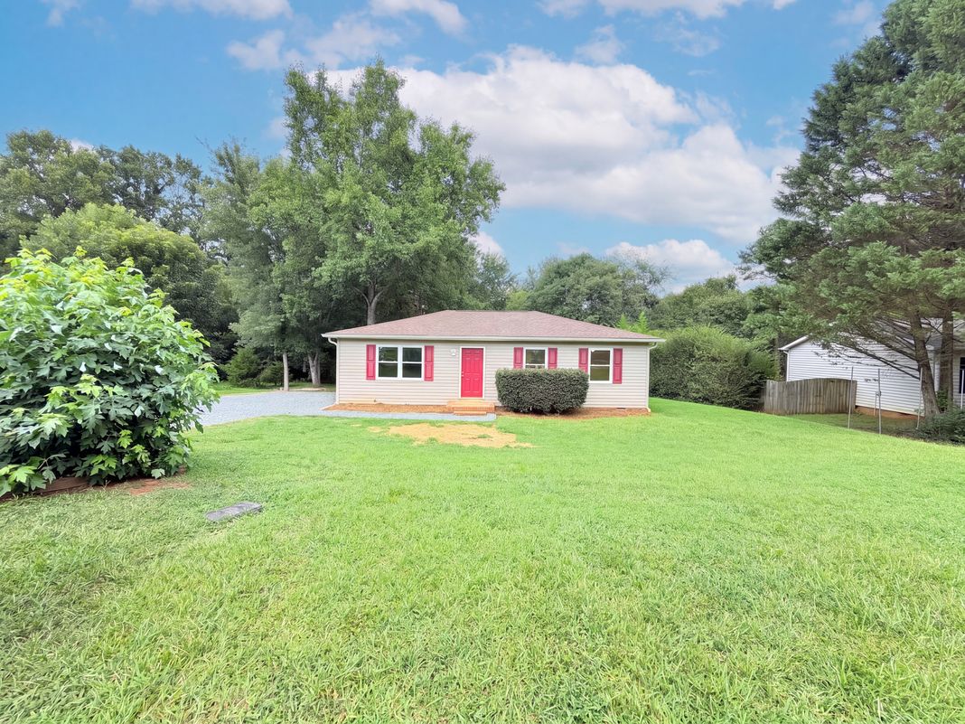 Property photo 1 of 8332 Clear Meadow Ln