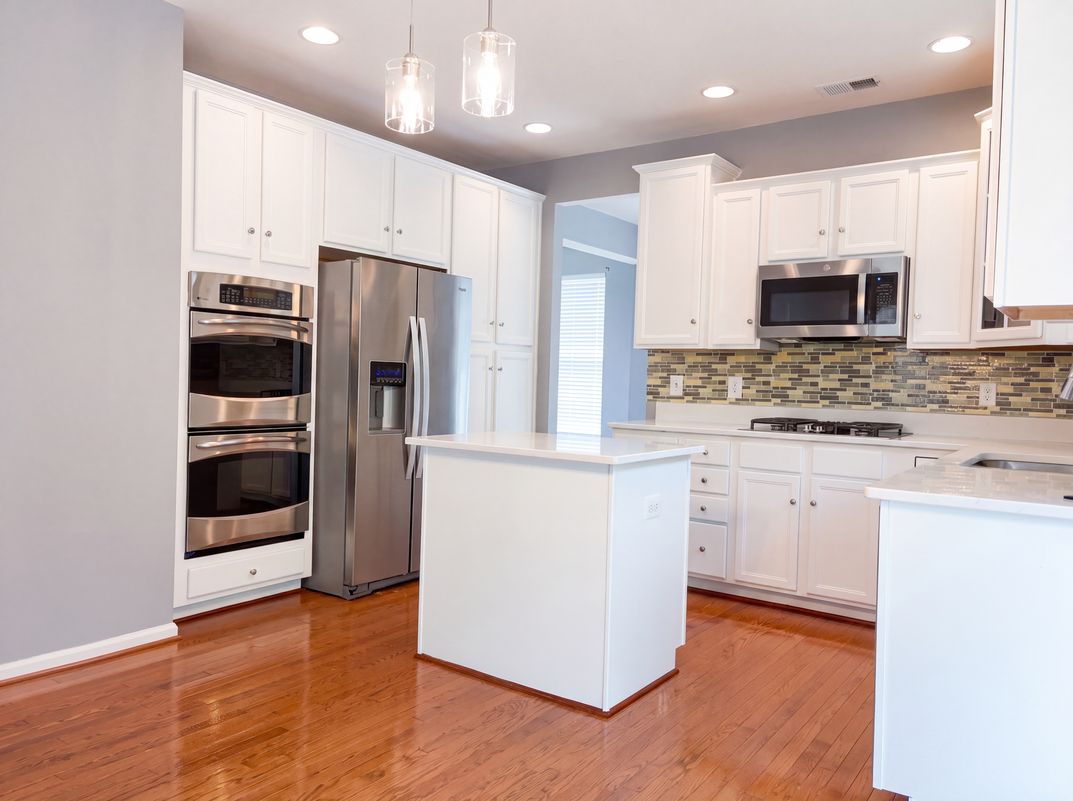 Property photo 2 of 118 Marlise Ln