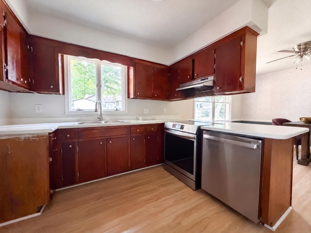 Property photo 2 of 1311 Brucemont Dr