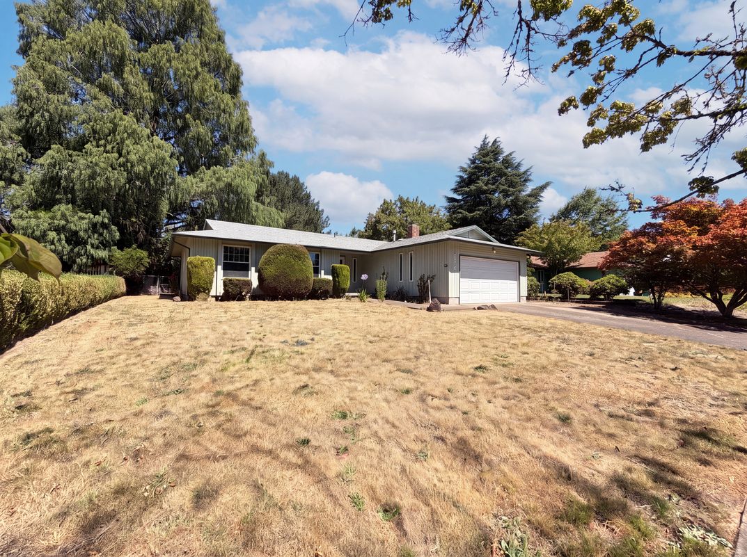 Property photo 1 of 12685 SW Percheron Ln