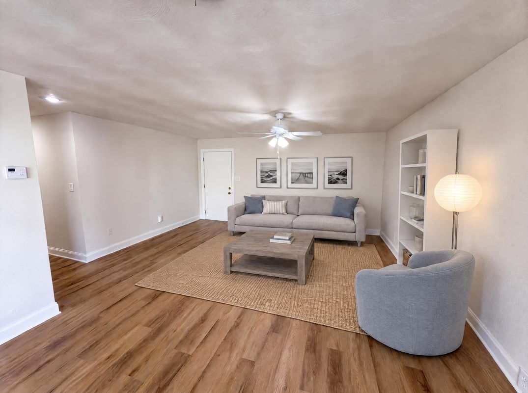 Property photo 3 of 160 Carib Dr