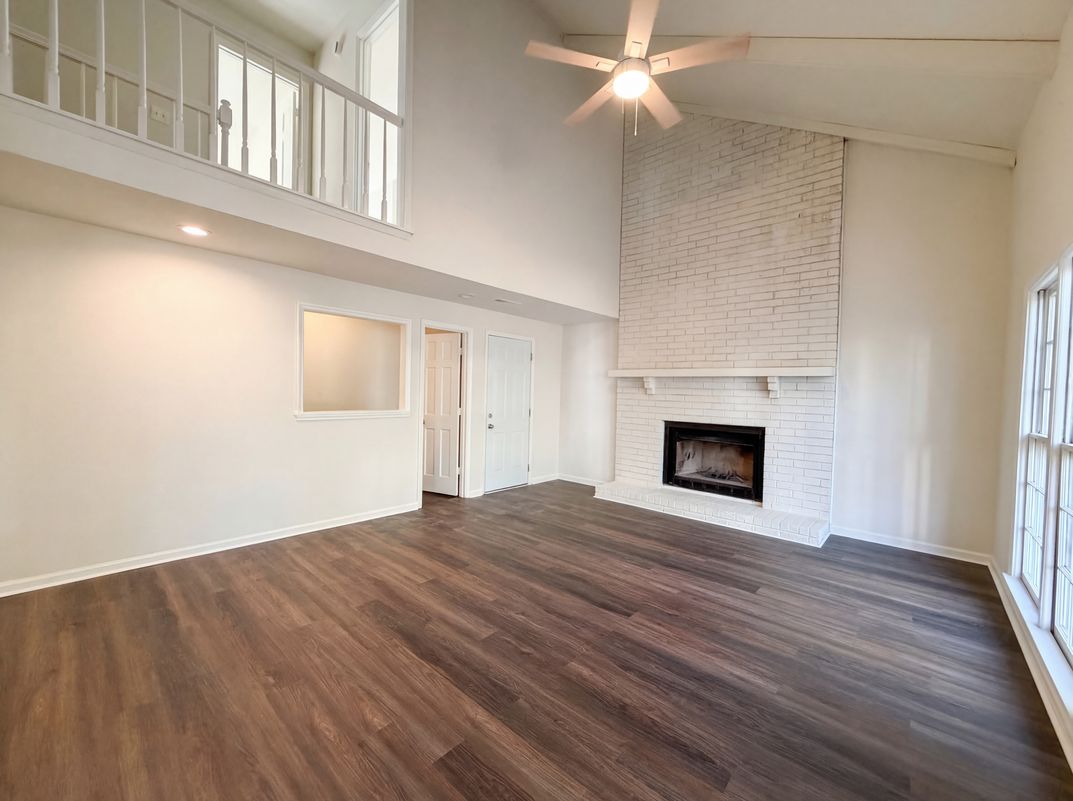 Property photo 3 of 102 Brailsford Rd
