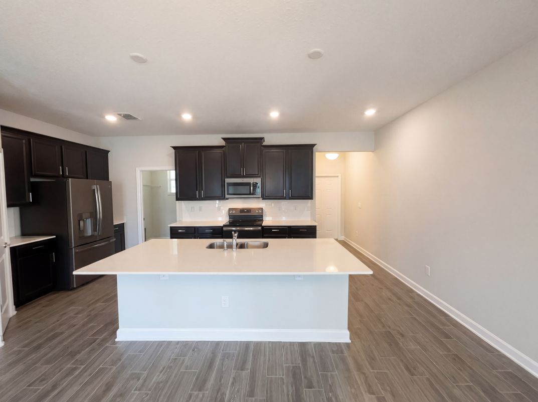 Property photo 2 of 11072 Silver Surfer Aly