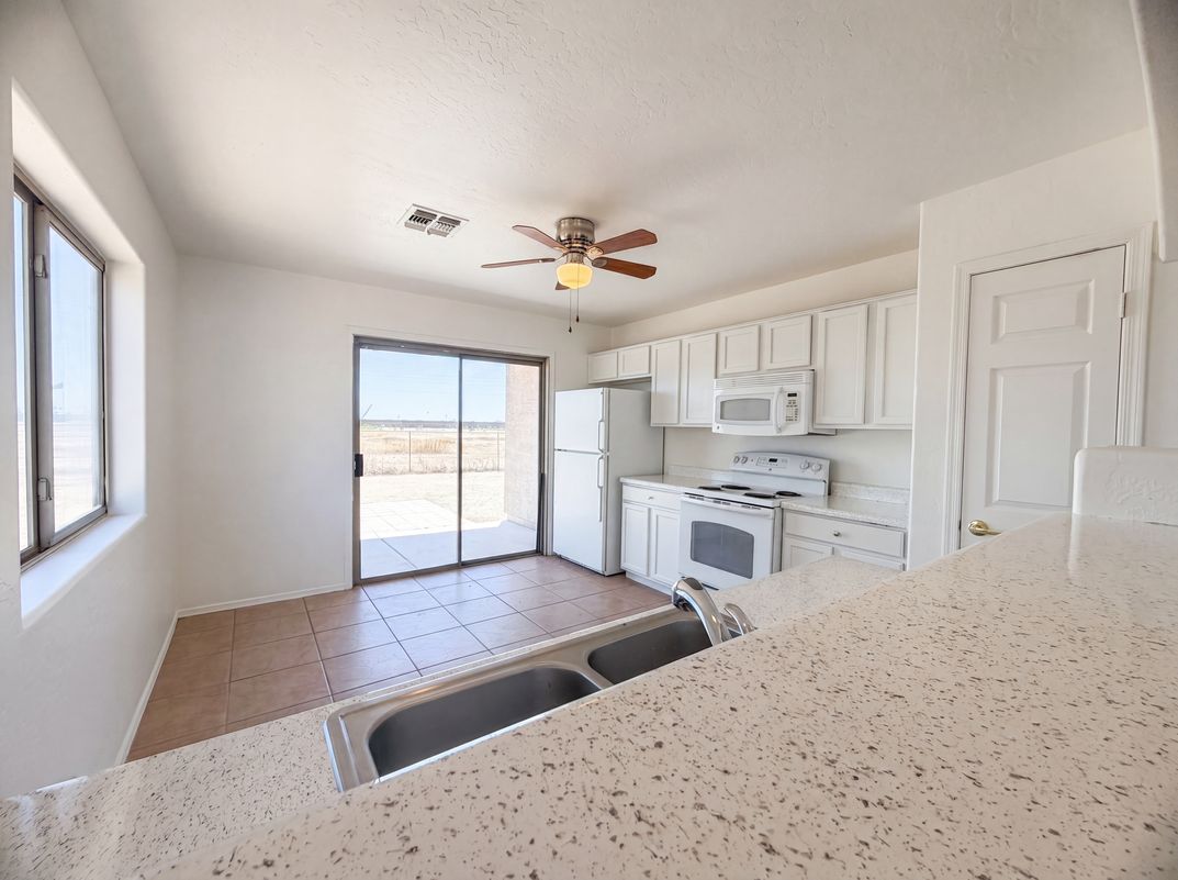 Photo 8 of 16 of 5829 E Preakness Dr, San Tan Valley, AZ
