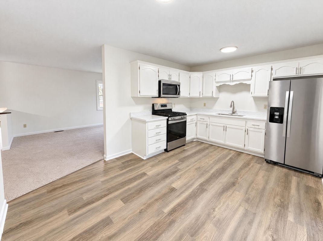 Property photo 3 of 5418 142nd Ave NW