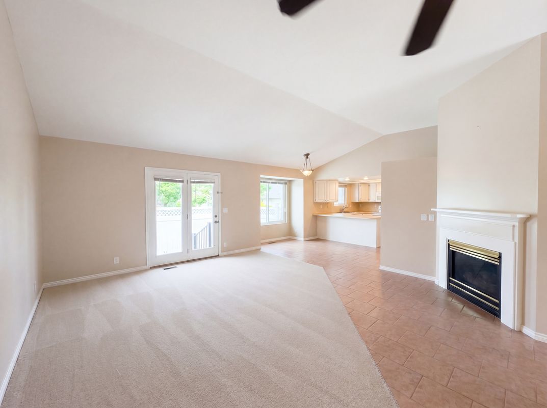 Property photo 3 of 510 E 5400 S