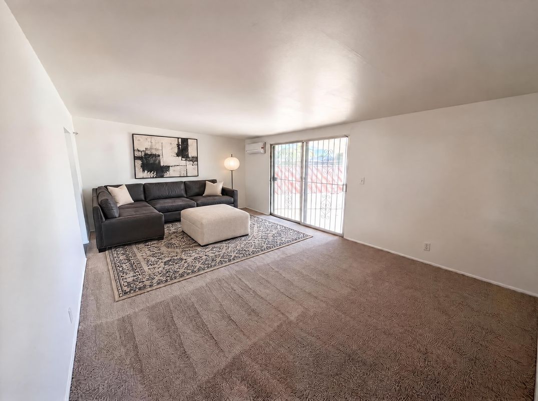 Property photo 3 of 7266 E 29th St