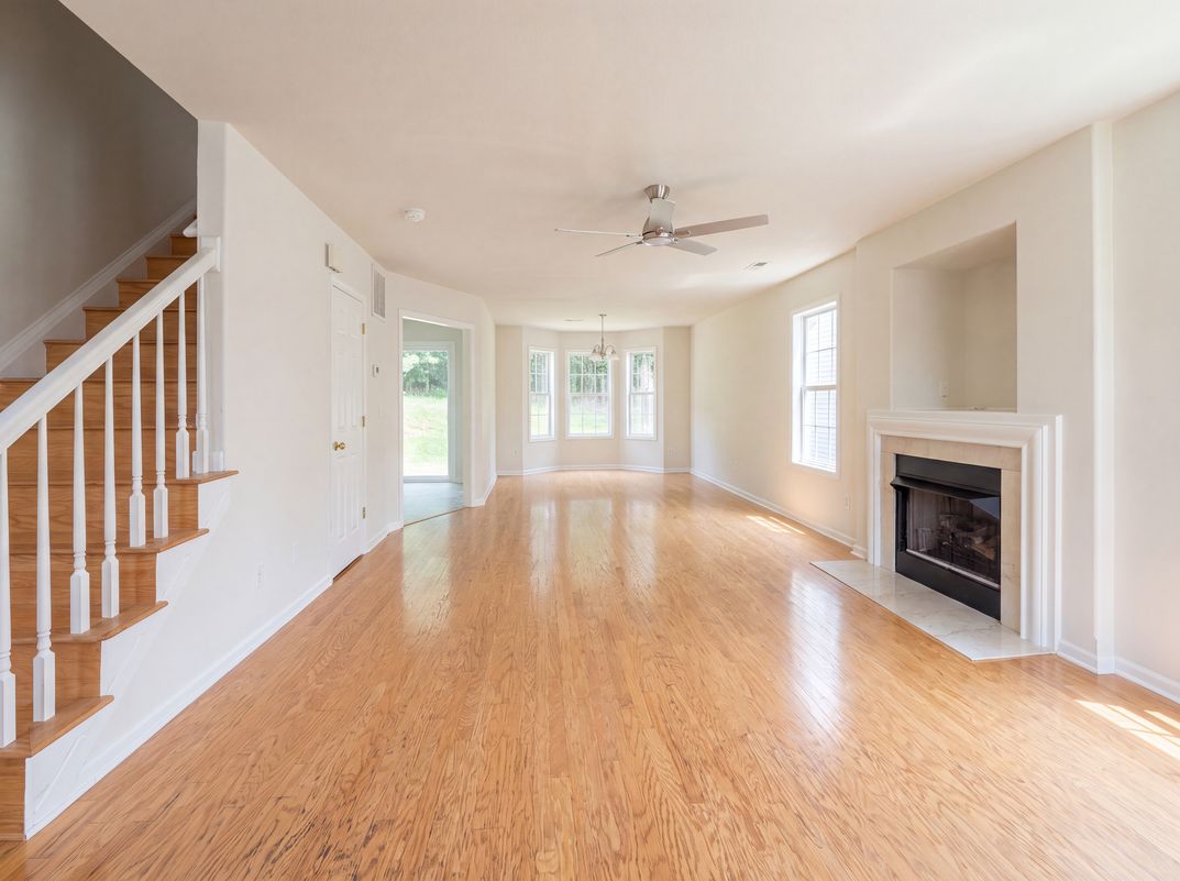 Property photo 3 of 5714 Waverly Lynn Ln