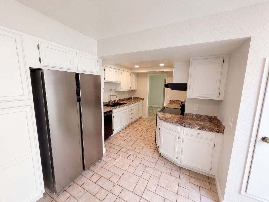 Property photo 2 of 10781 Portobelo Dr