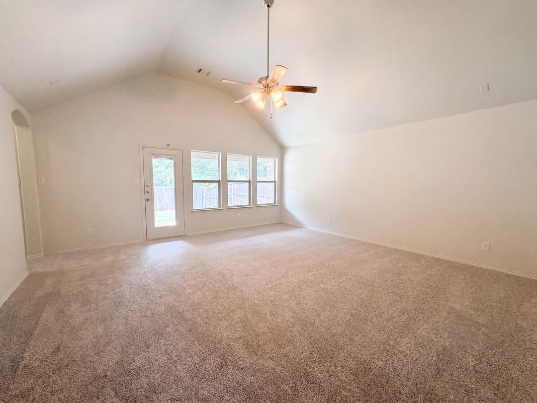 Property photo 3 of 11813 Bellegrove Rd