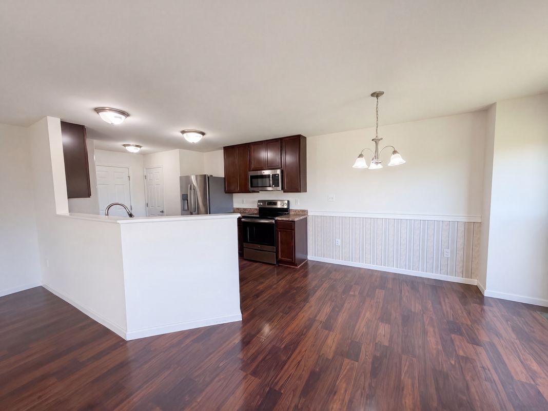 Property photo 2 of 5128 Suson Ridge Dr