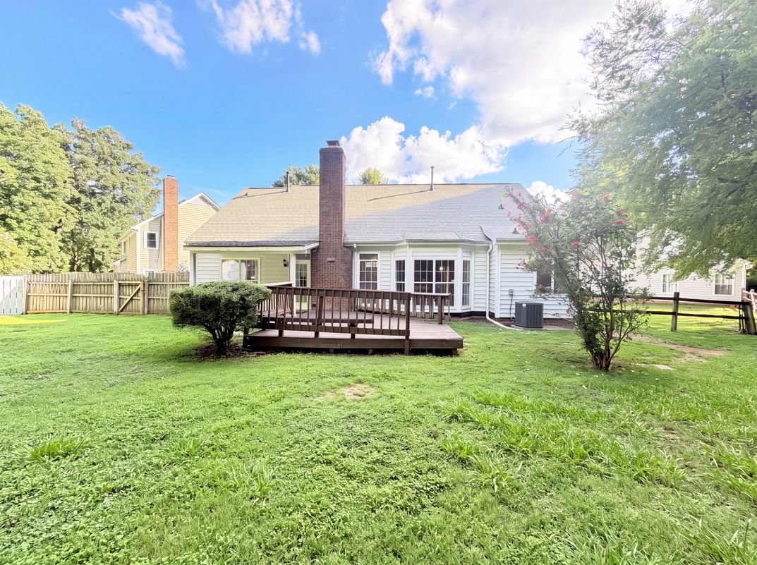 Photo 5 of 17 of 8536 Albury Walk Ln, Charlotte, NC