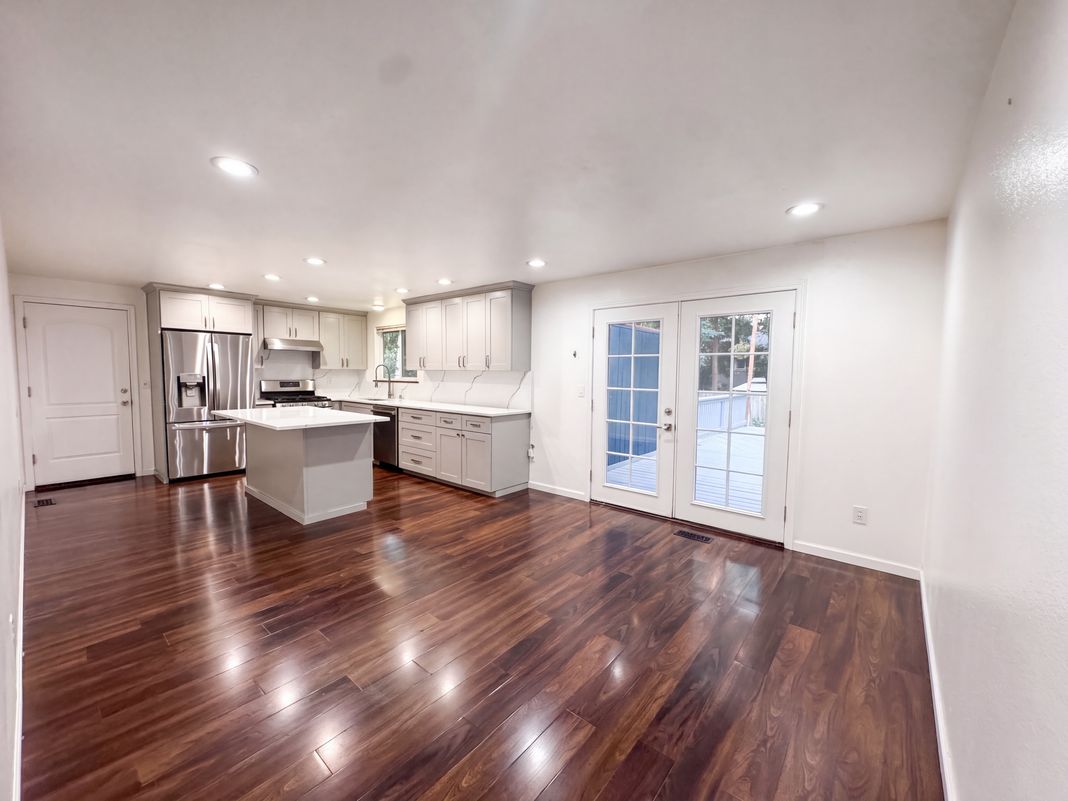 Property photo 2 of 7022 160th Street Ct E