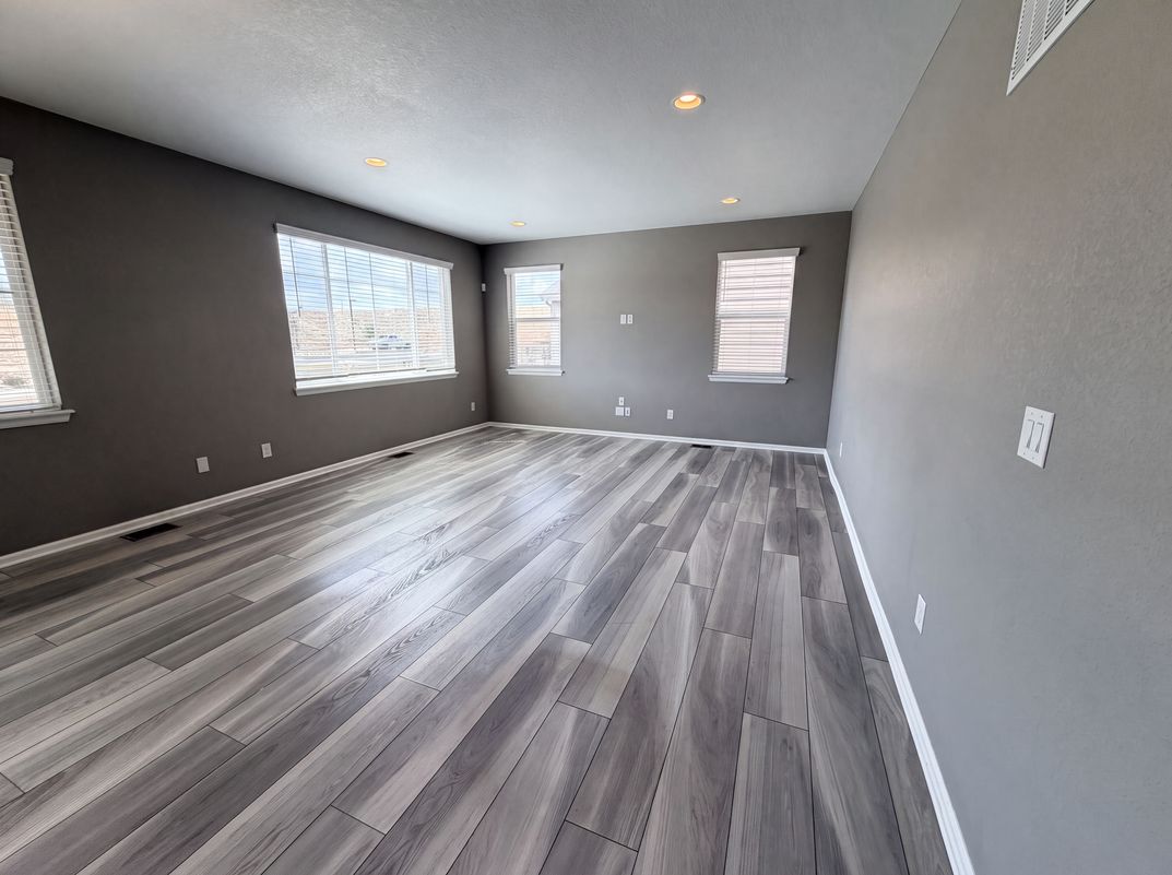 Property photo 3 of 2450 Garganey Dr