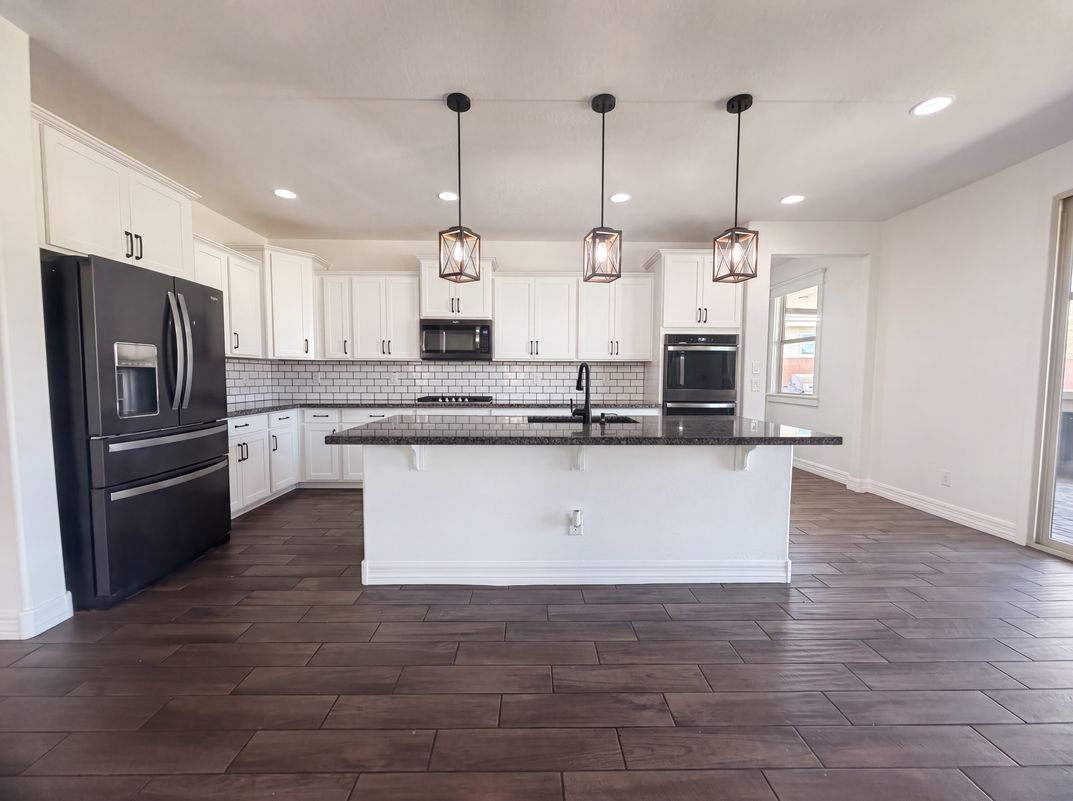 Photo 2 of 23 of 2166 W Madisen Marie Ave, San Tan Valley, AZ