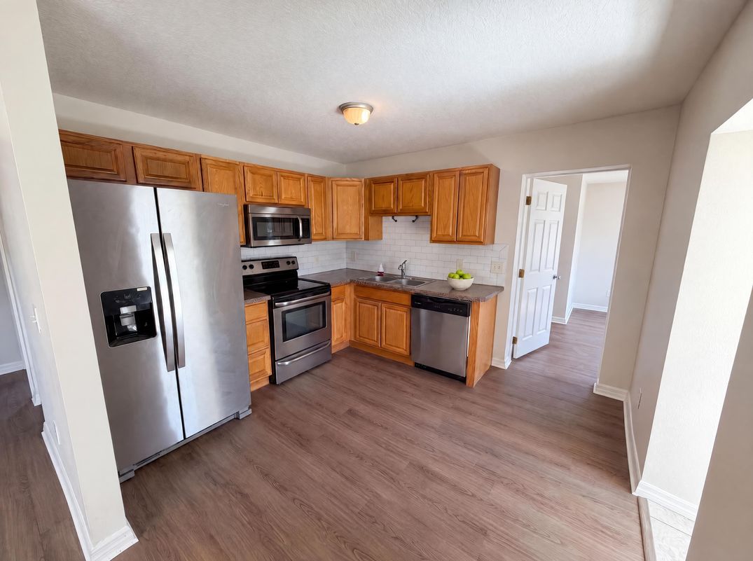 Property photo 2 of 1604 Park Ave