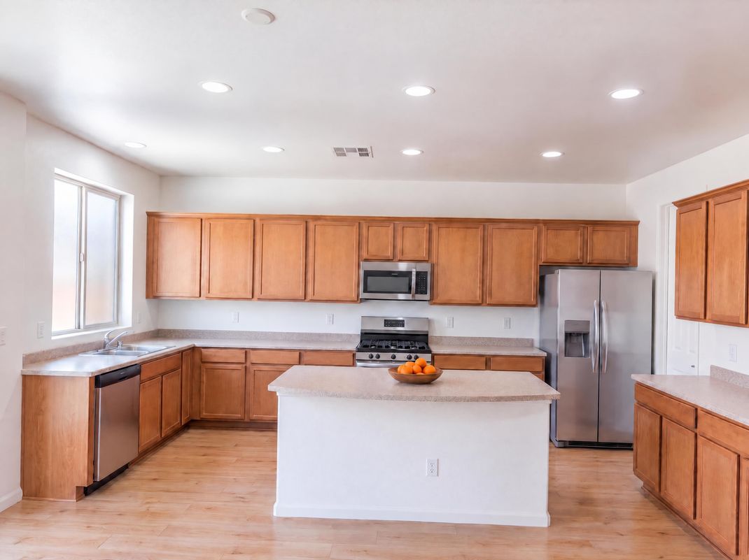 Property photo 2 of 8386 W Palo Verde Ave