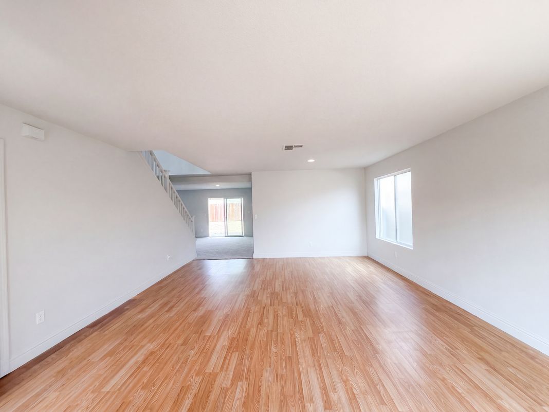 Property photo 3 of 2155 Watercourse St