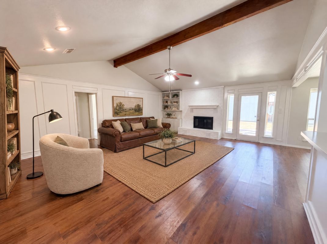 Property photo 3 of 1208 Hillcrest Dr