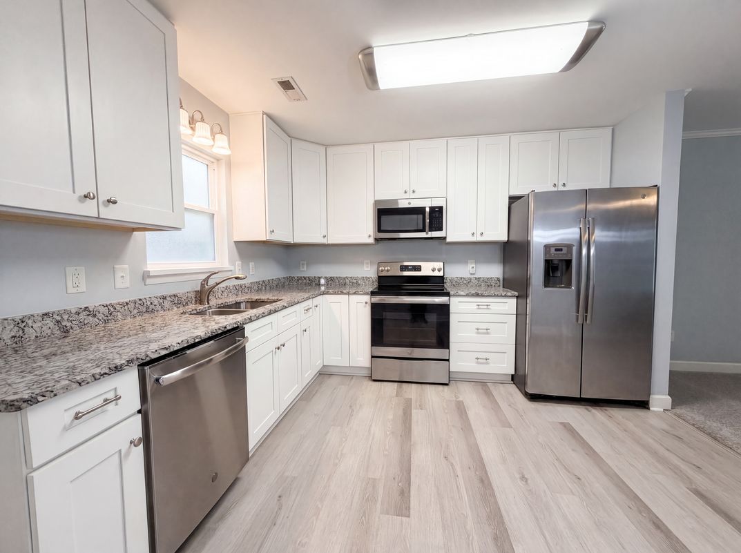 Property photo 2 of 304 Field St