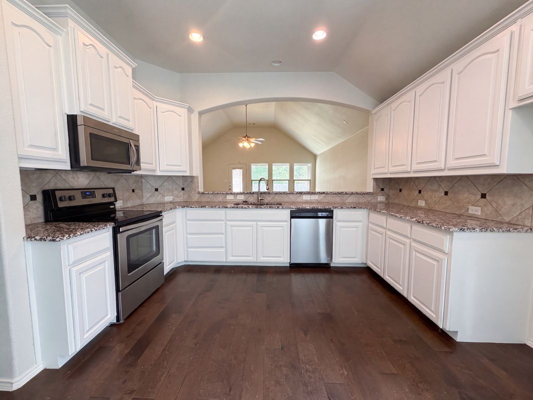Property photo 2 of 11813 Bellegrove Rd