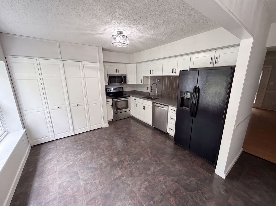 Property photo 2 of 1500 Waybridge Ln # 0