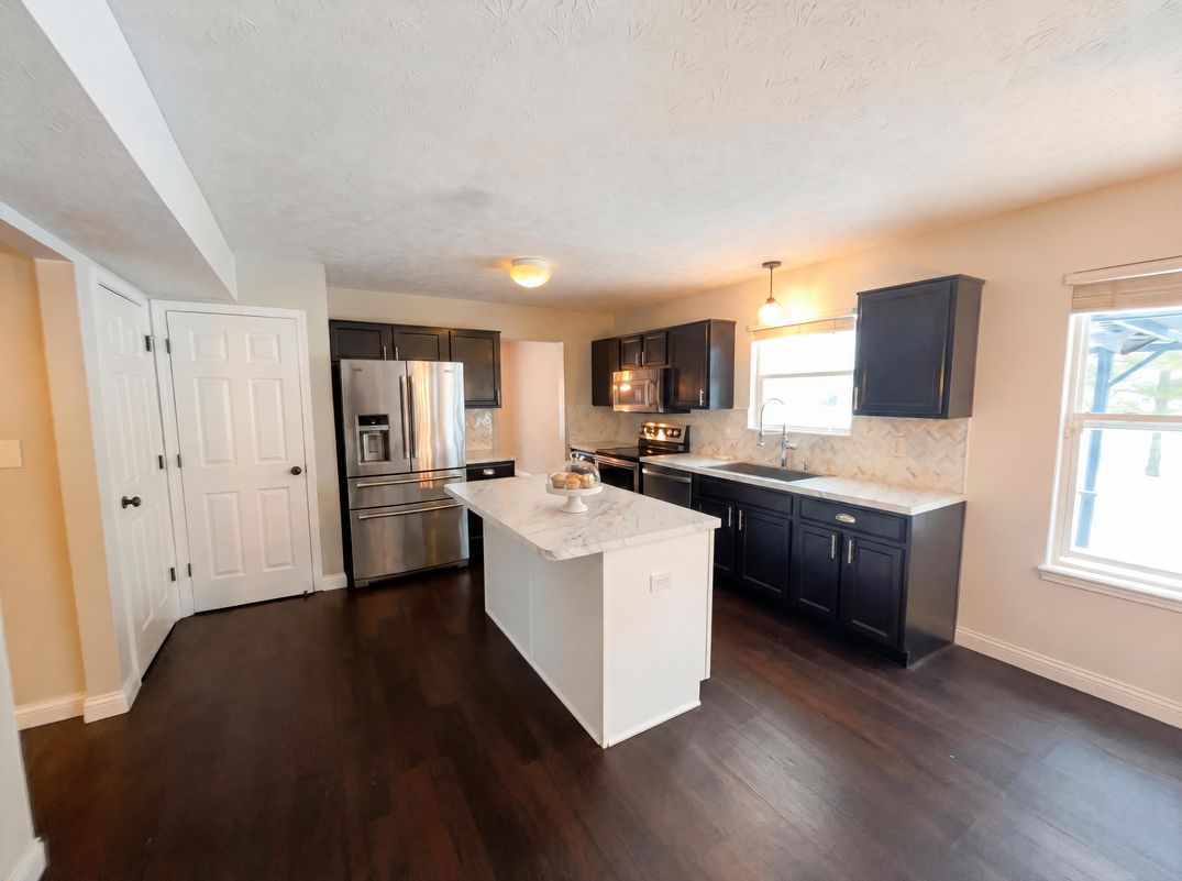 Property photo 2 of 5259 Baysdon Cir