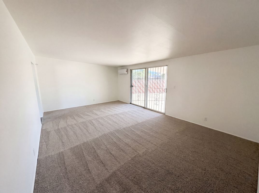 Property photo 3 of 7266 E 29th St