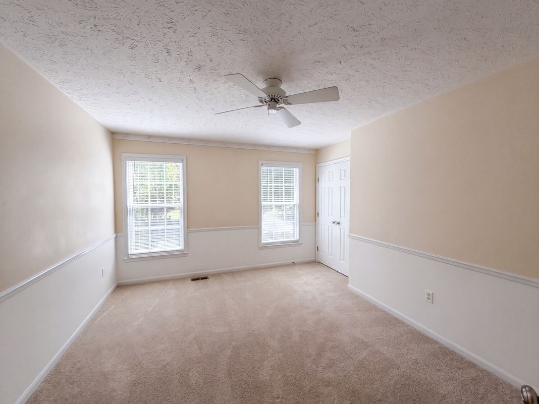 Property photo 3 of 11301 Willowdale Dr