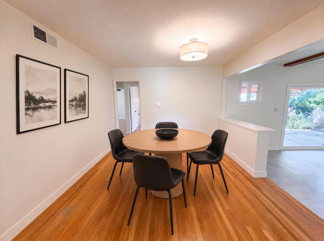 Property photo 3 of 9630 Beachwood Dr