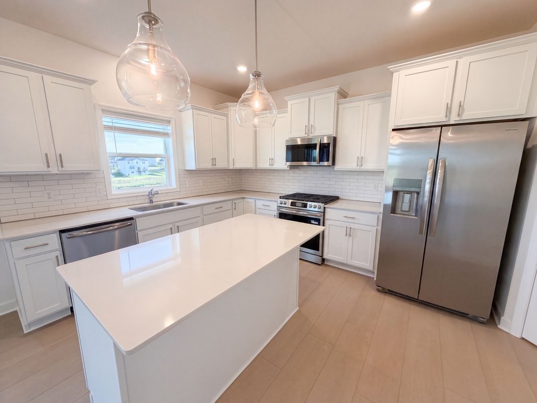 Property photo 2 of 1750 Upper 141st St E