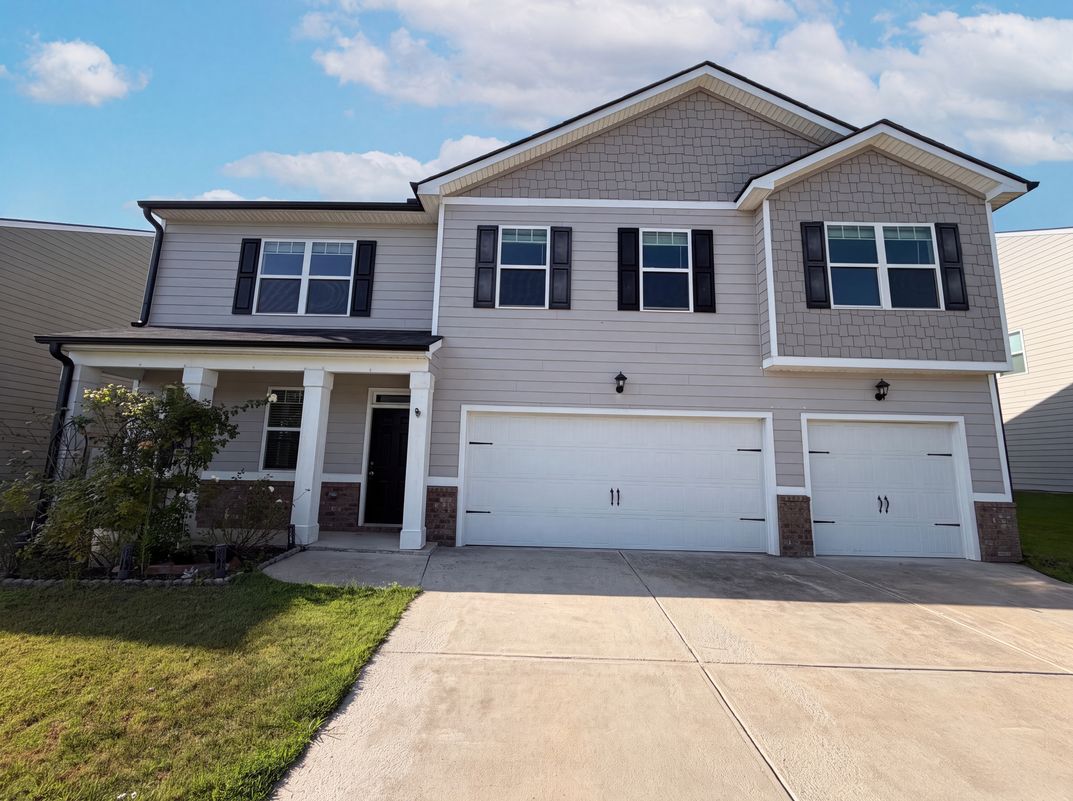 Property photo 1 of 288 Donnington Ct