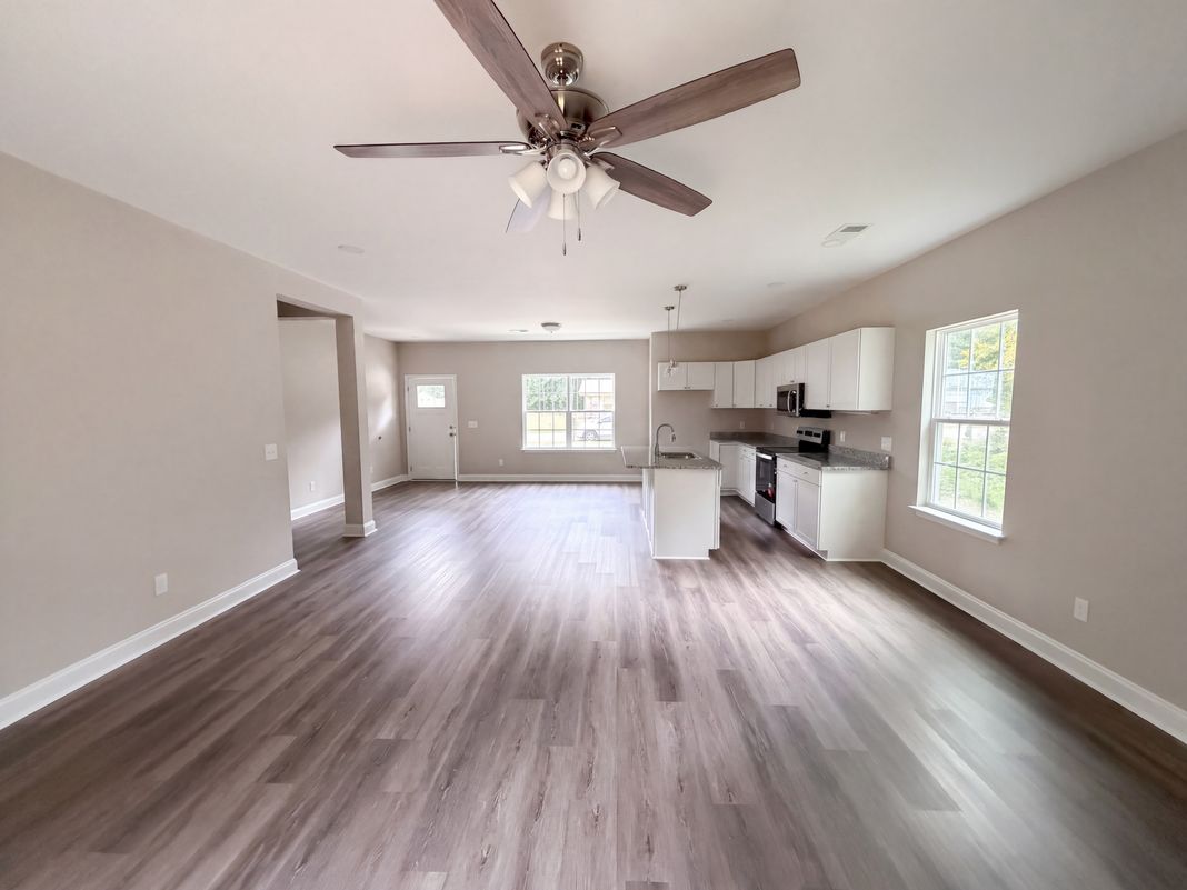Property photo 3 of 1120 Newnham Dr